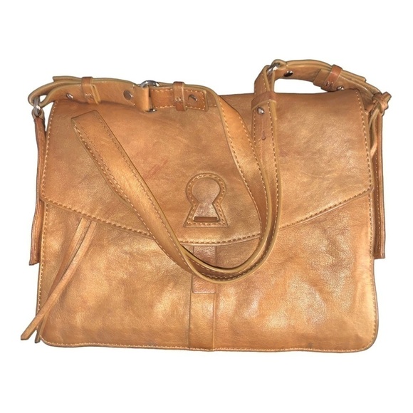 Botkier Isla Shoulder Bag - Beautiful Bag - Picture 6 of 16